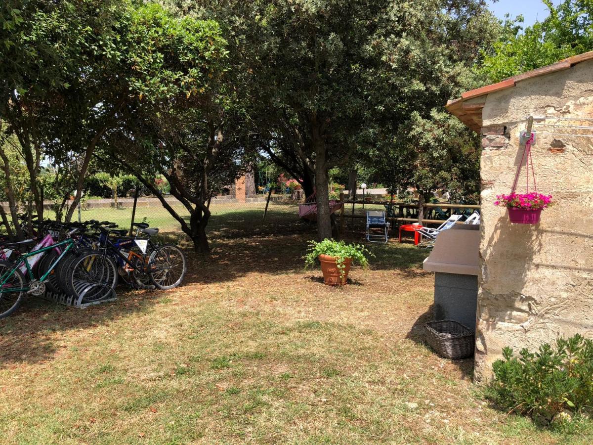 La Nana Gialla Riotorto Extérieur photo