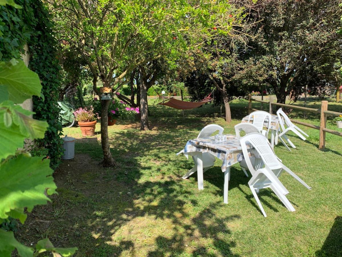 La Nana Gialla Riotorto Extérieur photo
